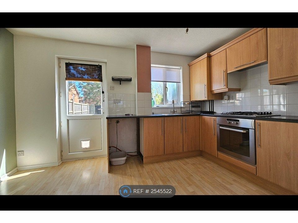 Property photo 2 of 16 Kitchen- Bulit In Oven, Gas Hob And Extractor Fan