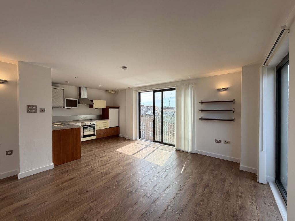 Property photo 3 of 11 Img_3552