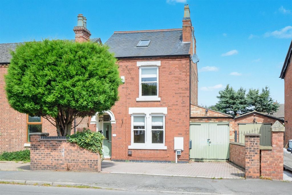 Property photo 1 of 23