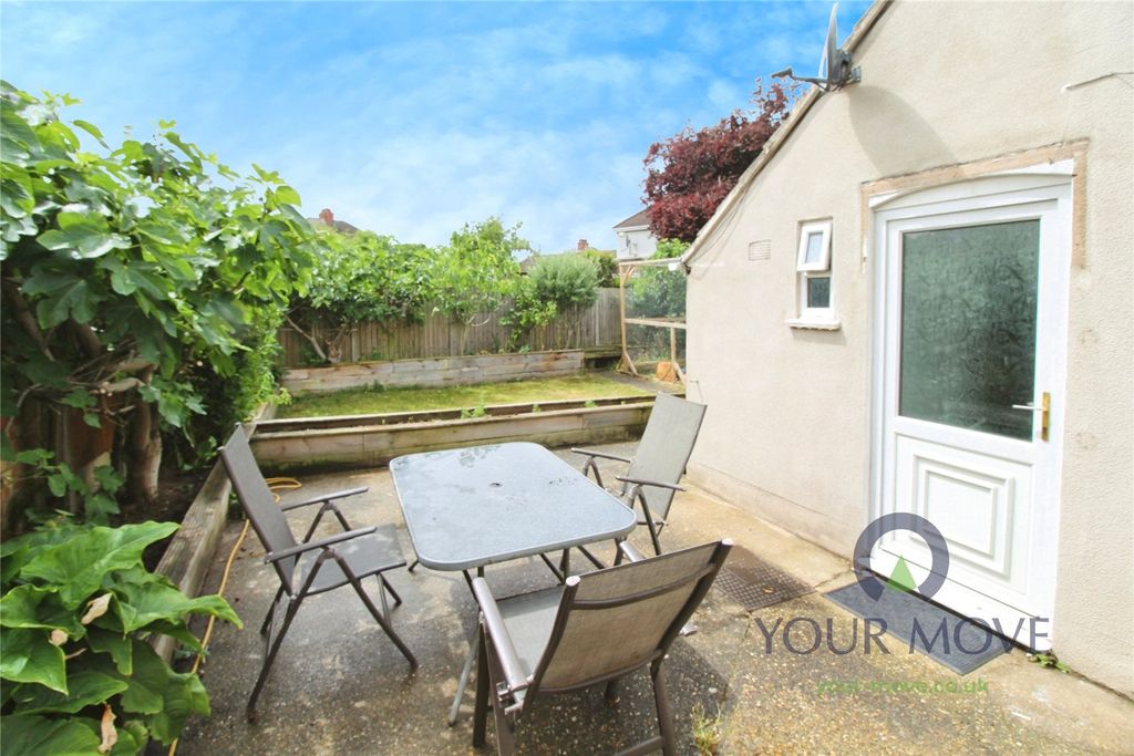 Property photo 3 of 17 Picture No. 06
