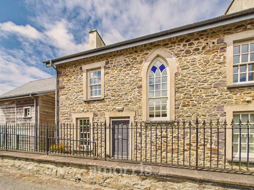Property photo 1 of 13