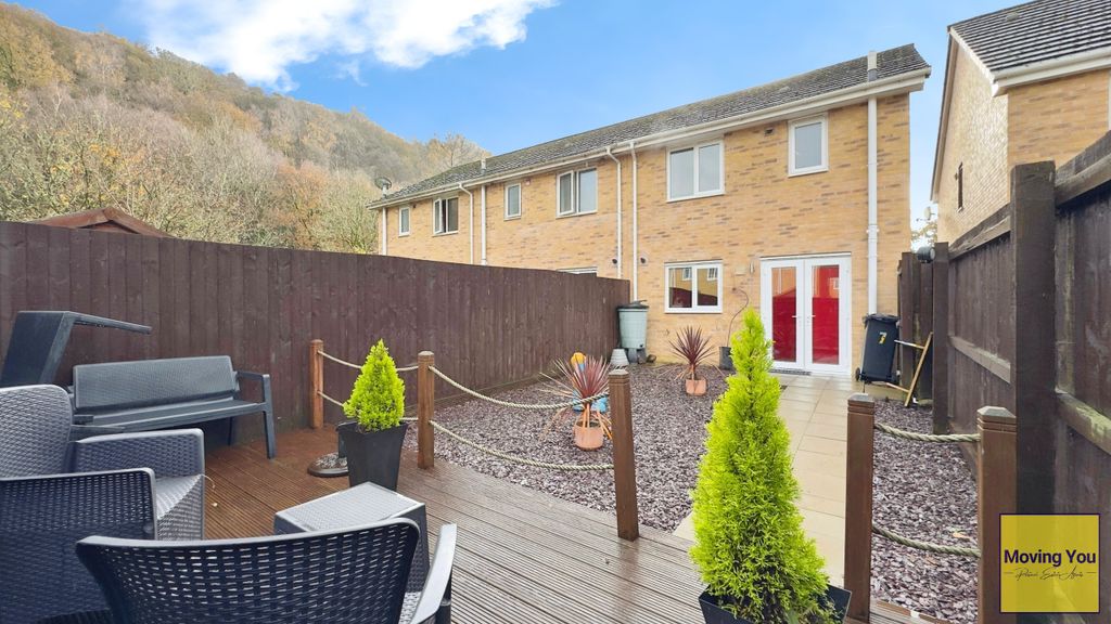 Property photo 3 of 15 Photo 3