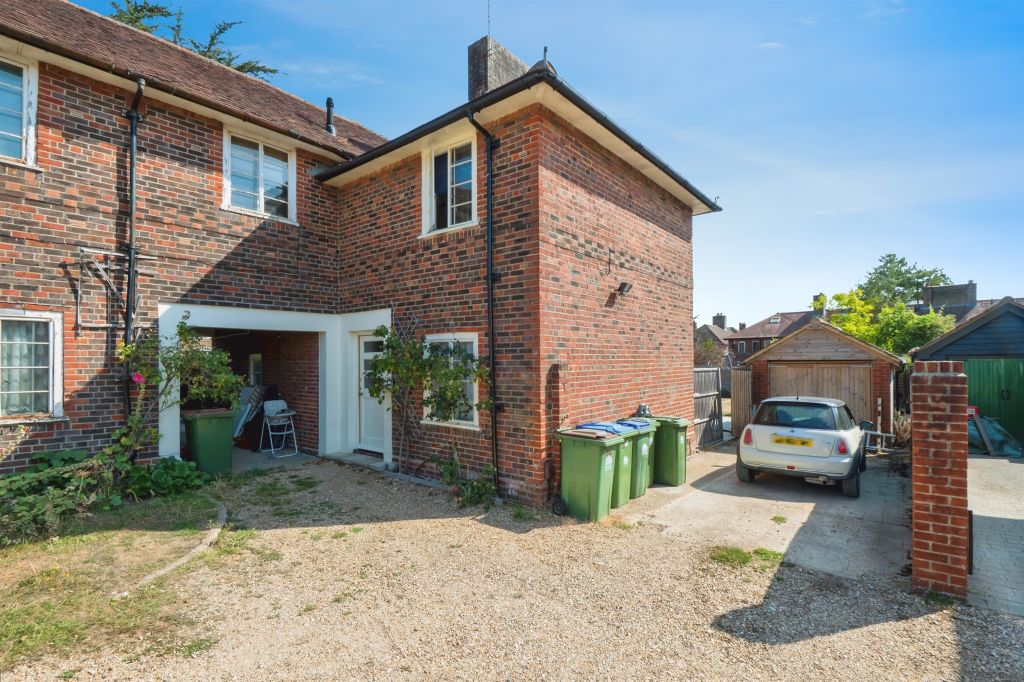 Property photo 1 of 23