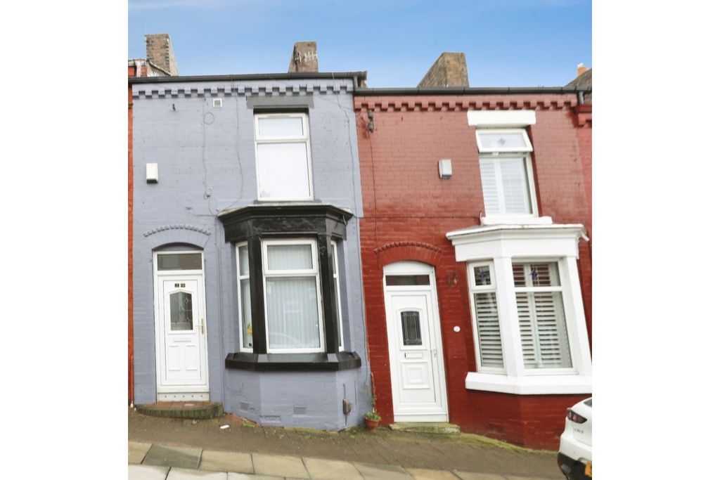 Property photo 1 of 14 Front