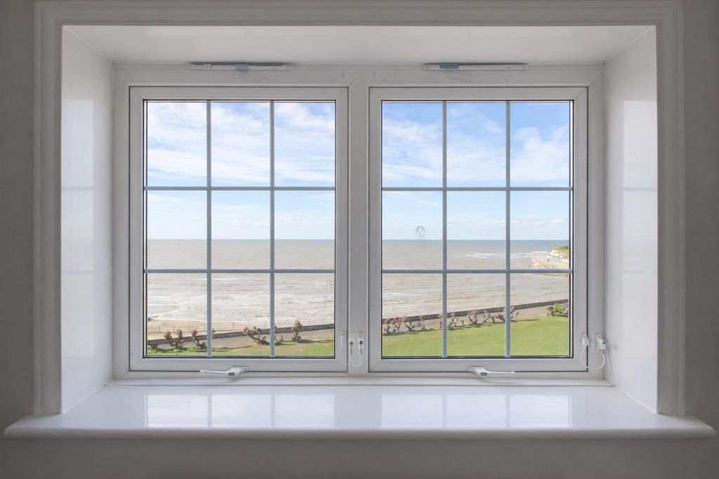 Property photo 3 of 16 Window.Png