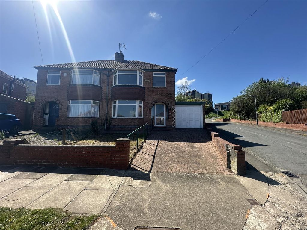 Property photo 1 of 17 3.Jpeg