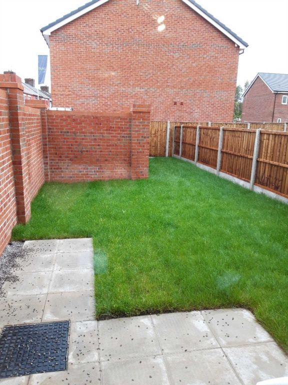 Property photo 2 of 15