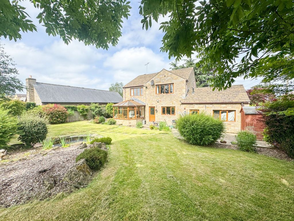 Property photo 2 of 30