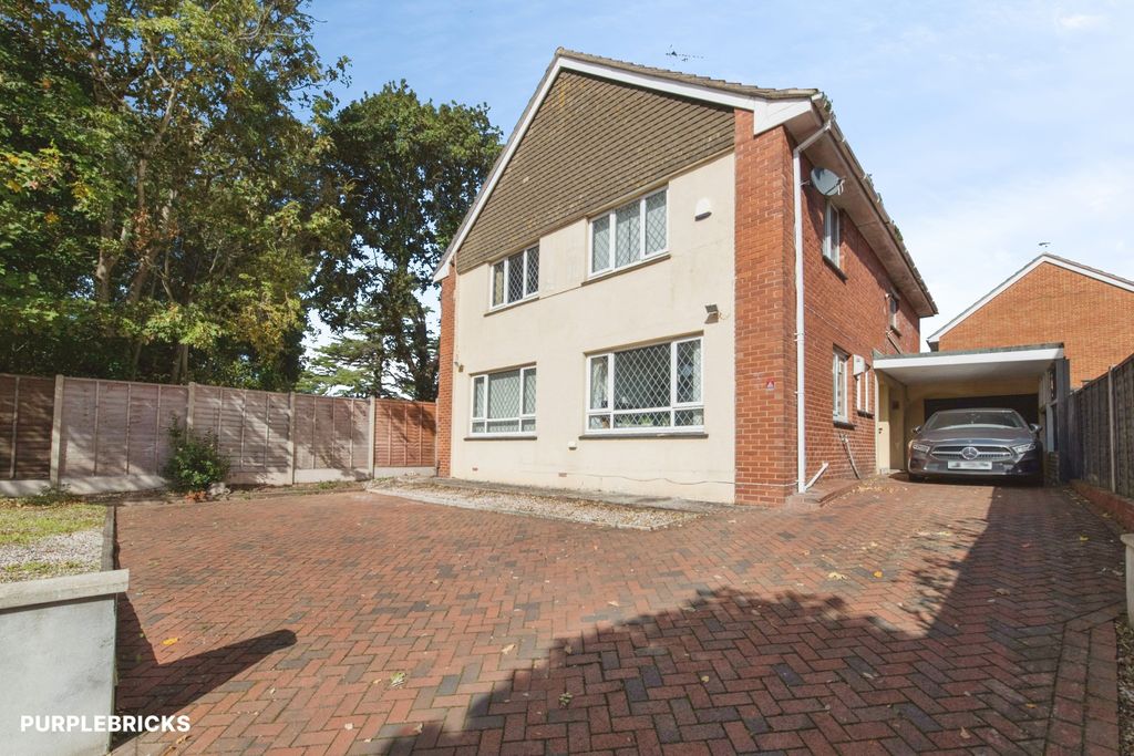 Property photo 3 of 24