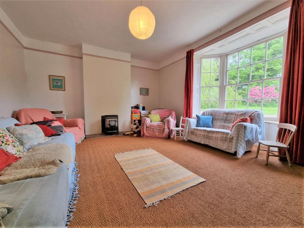 Property photo 2 of 24