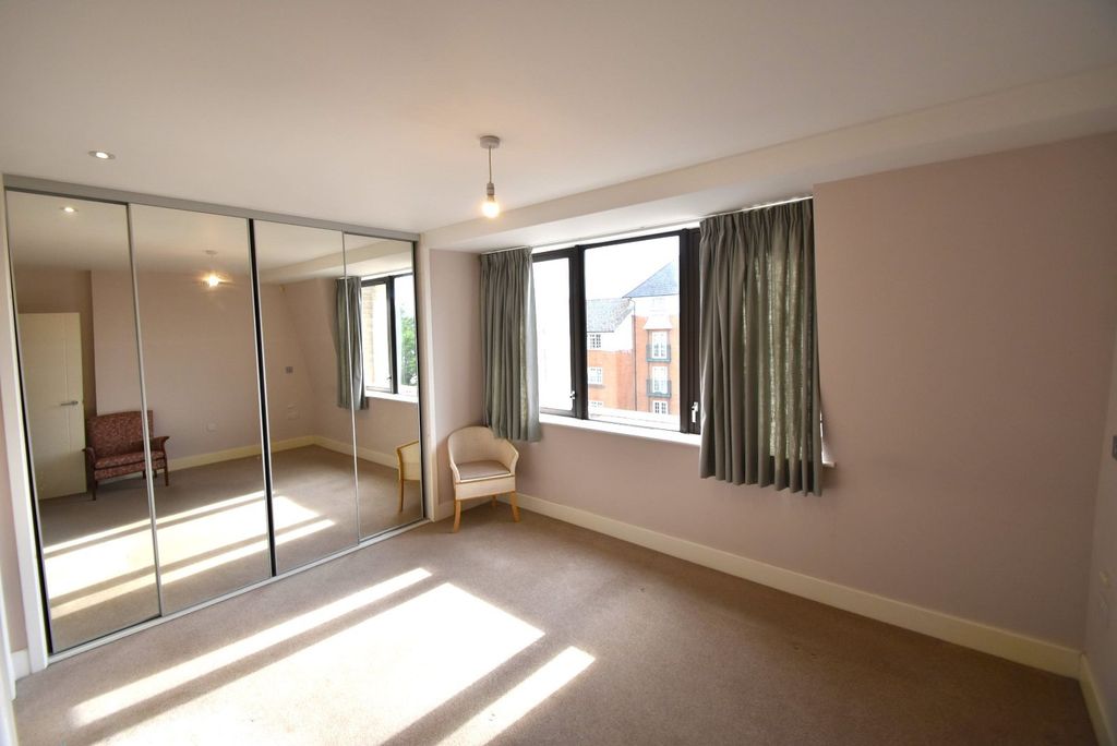Property photo 3 of 9 Picture No. 04