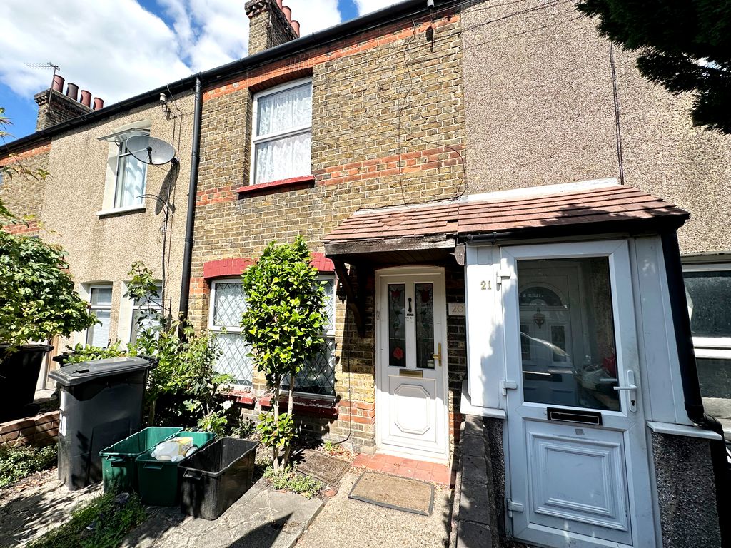 Property photo 1 of 9