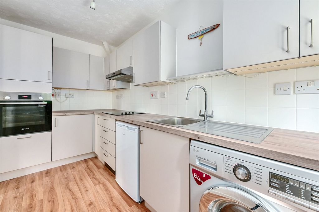 Property photo 3 of 8 Picture No. 07