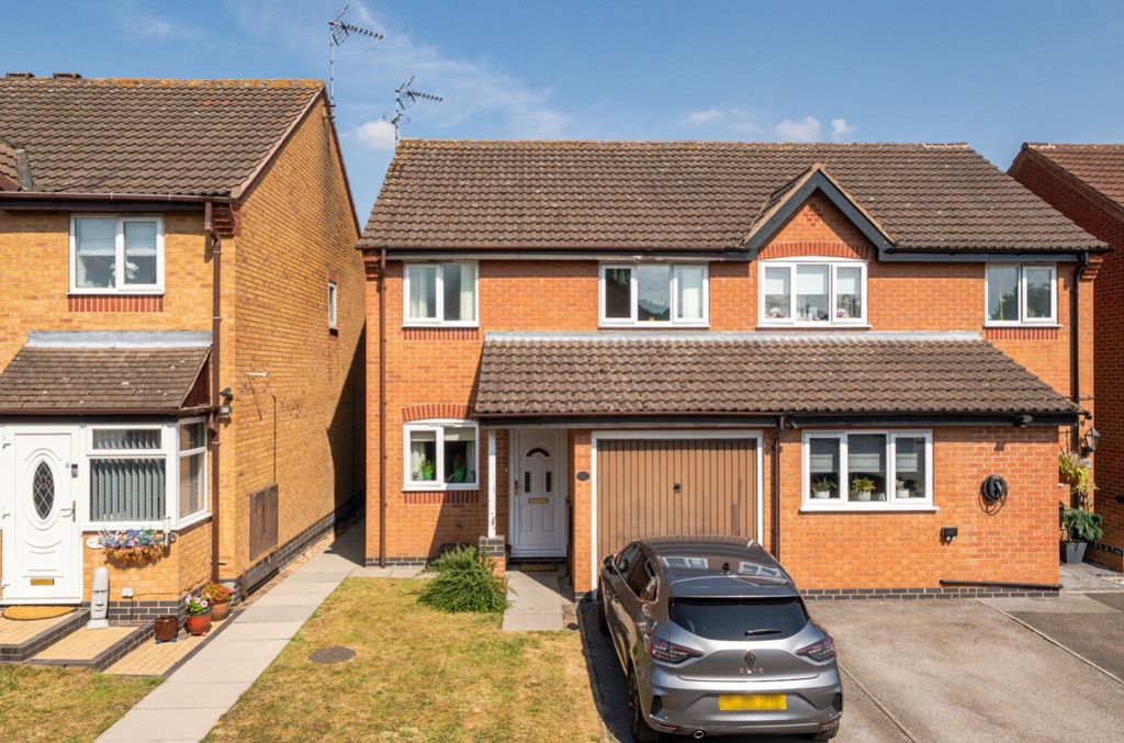 Property photo 1 of 17 1493814-2-6A5903743857F
