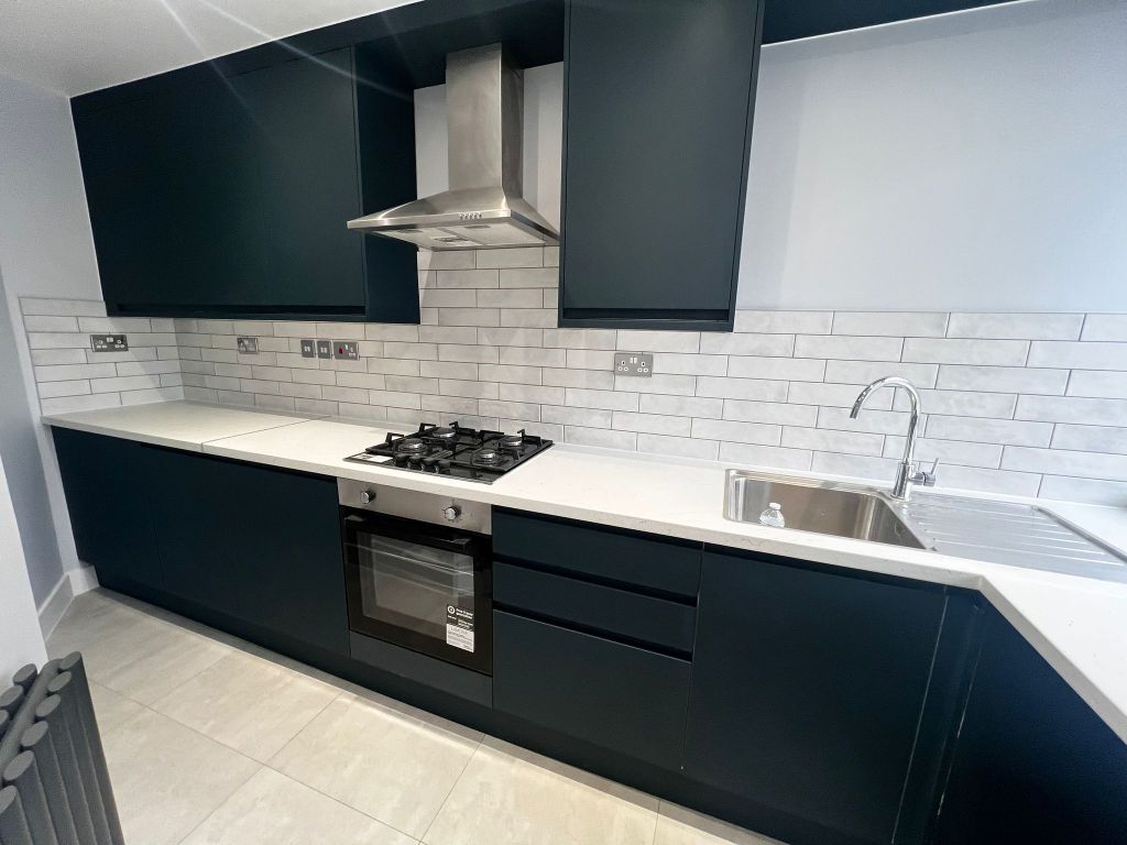 Property photo 2 of 28