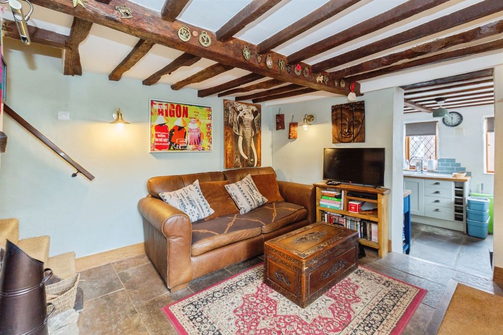 Property photo 2 of 14