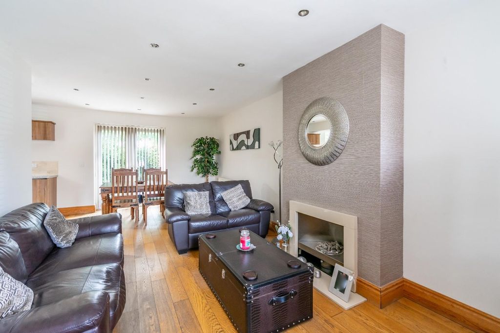 Property photo 2 of 12 24Cr-1.Jpg