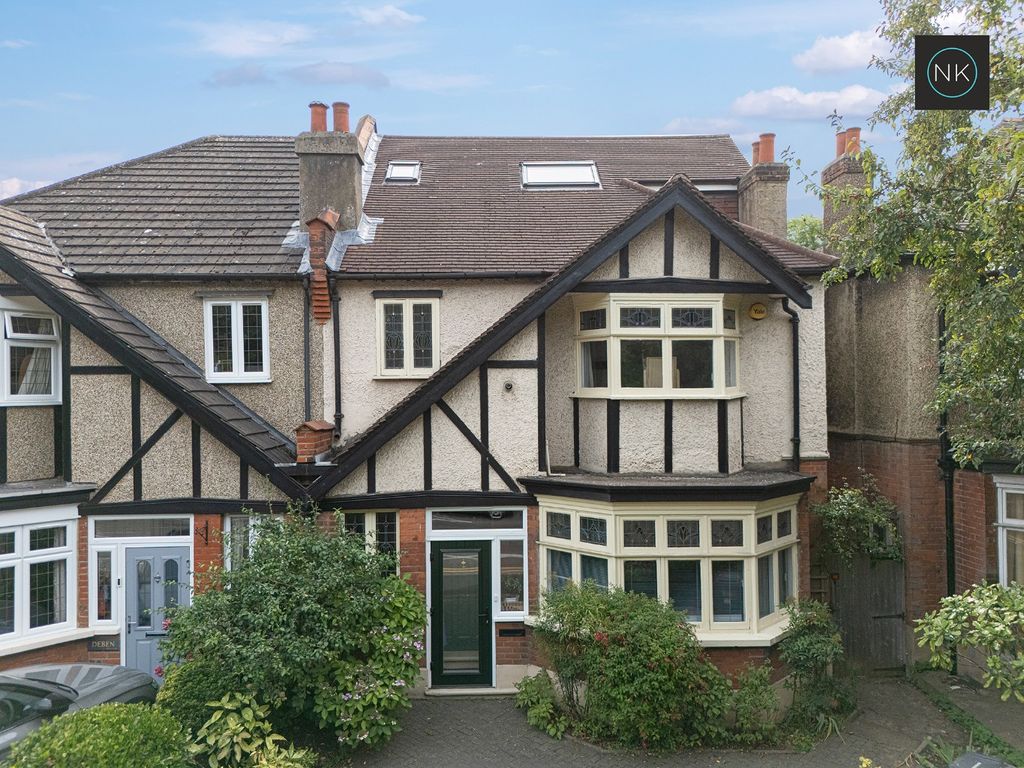 Property photo 1 of 35 4118472