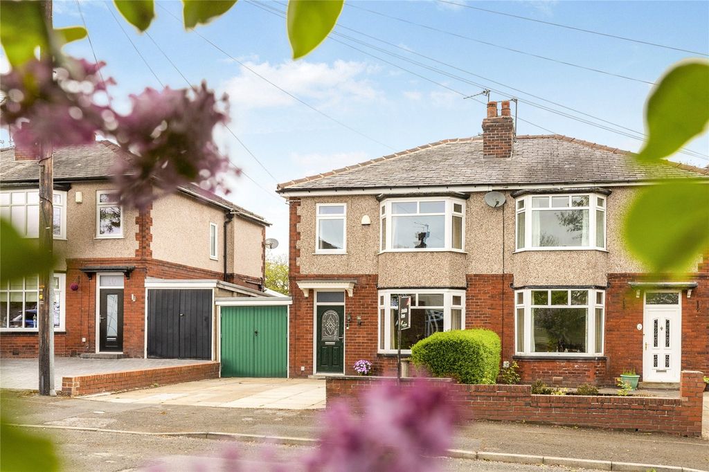 Property photo 2 of 29 Picture No. 38