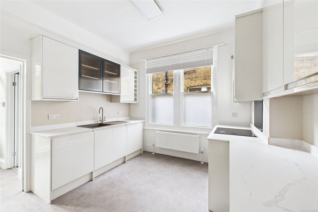 Property photo 2 of 11 Picture No. 07