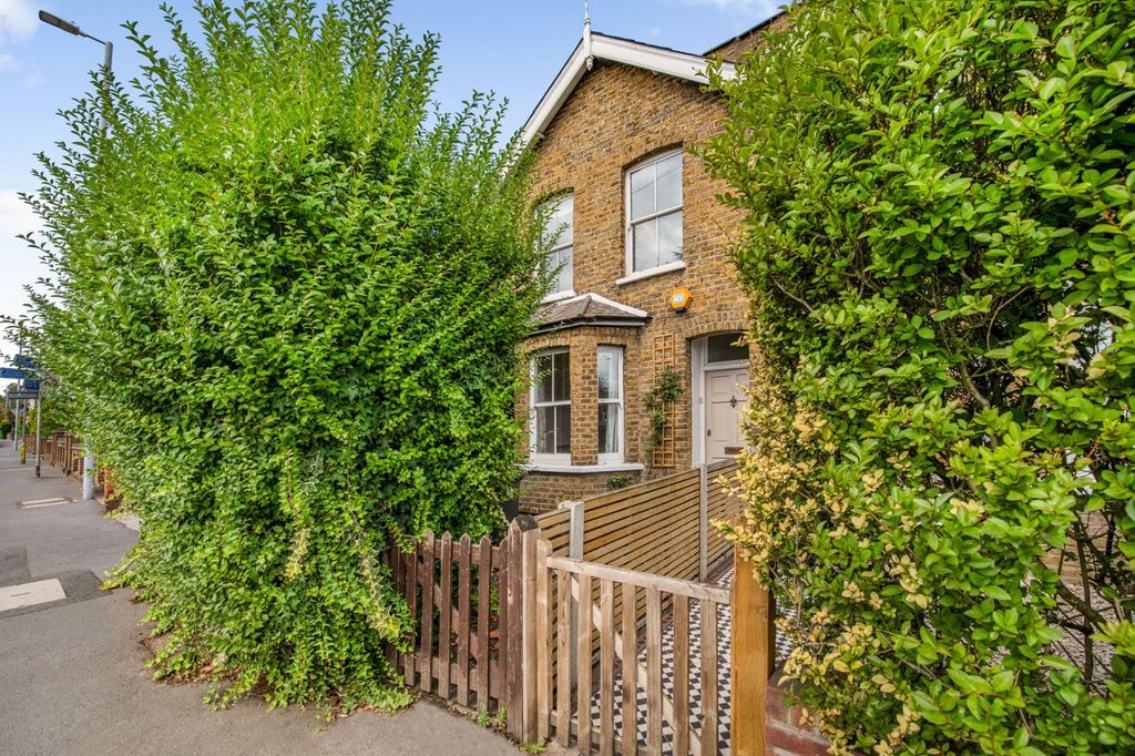 Property photo 1 of 15