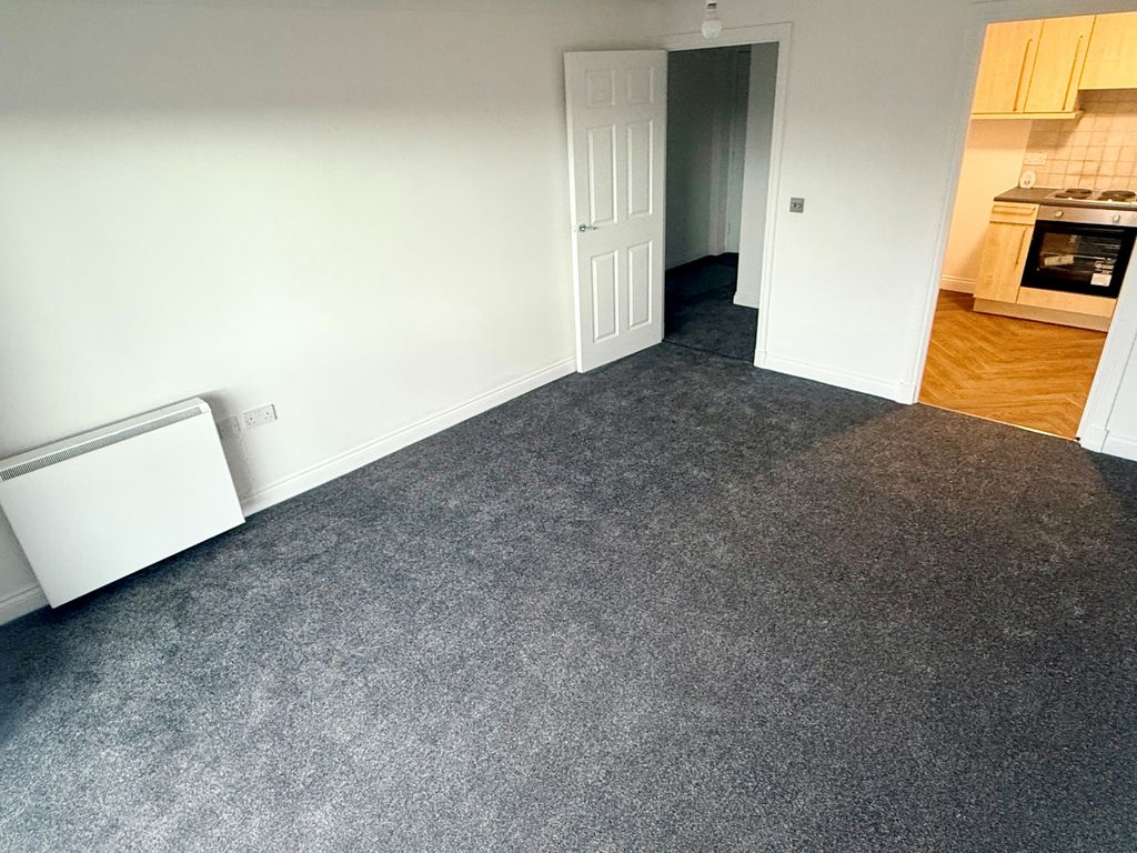 Property photo 1 of 7 5