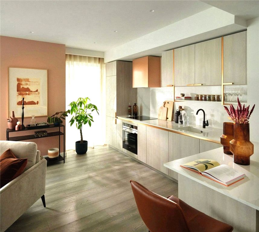 Property photo 3 of 13 Kitchen