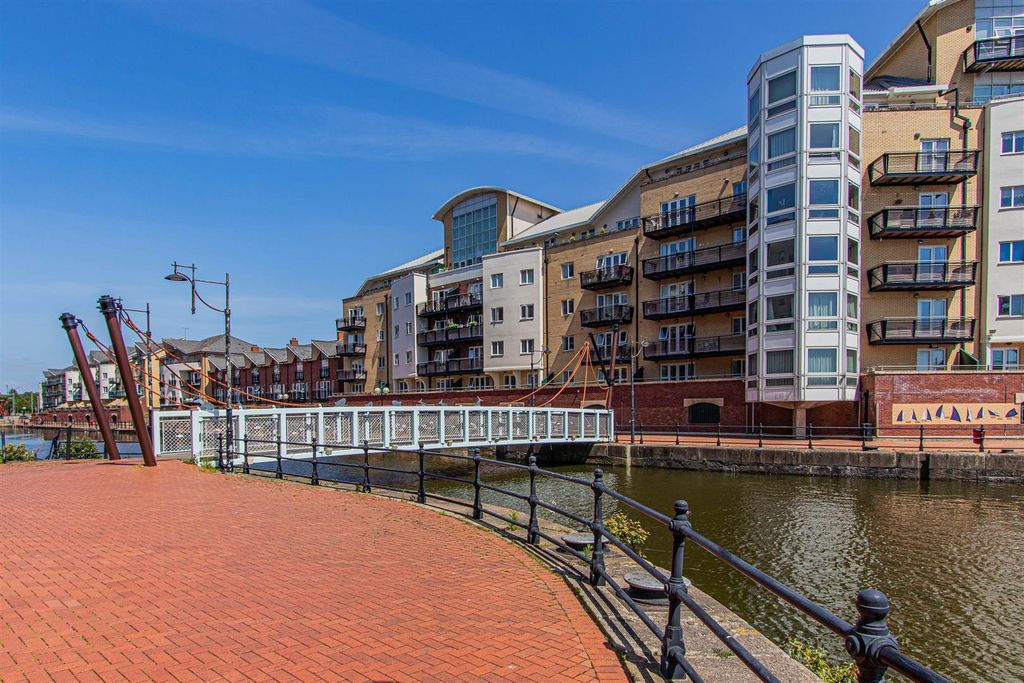 Property photo 2 of 13 Eo6Eotqw1Ugizd0Jewuyyw.Jpg