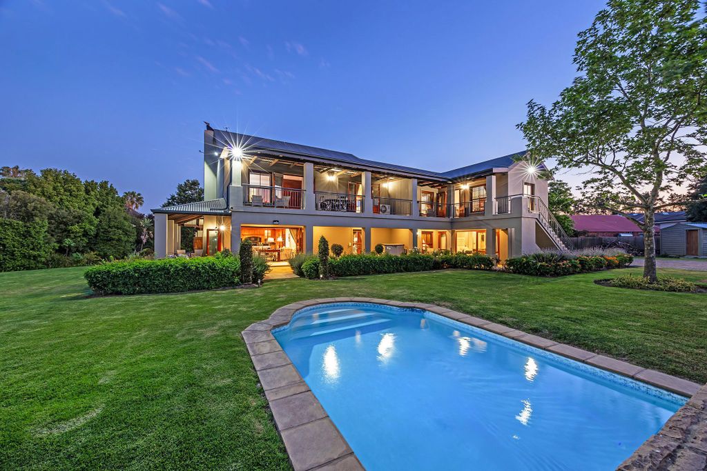 Property photo 1 of 72 Dbv1718976