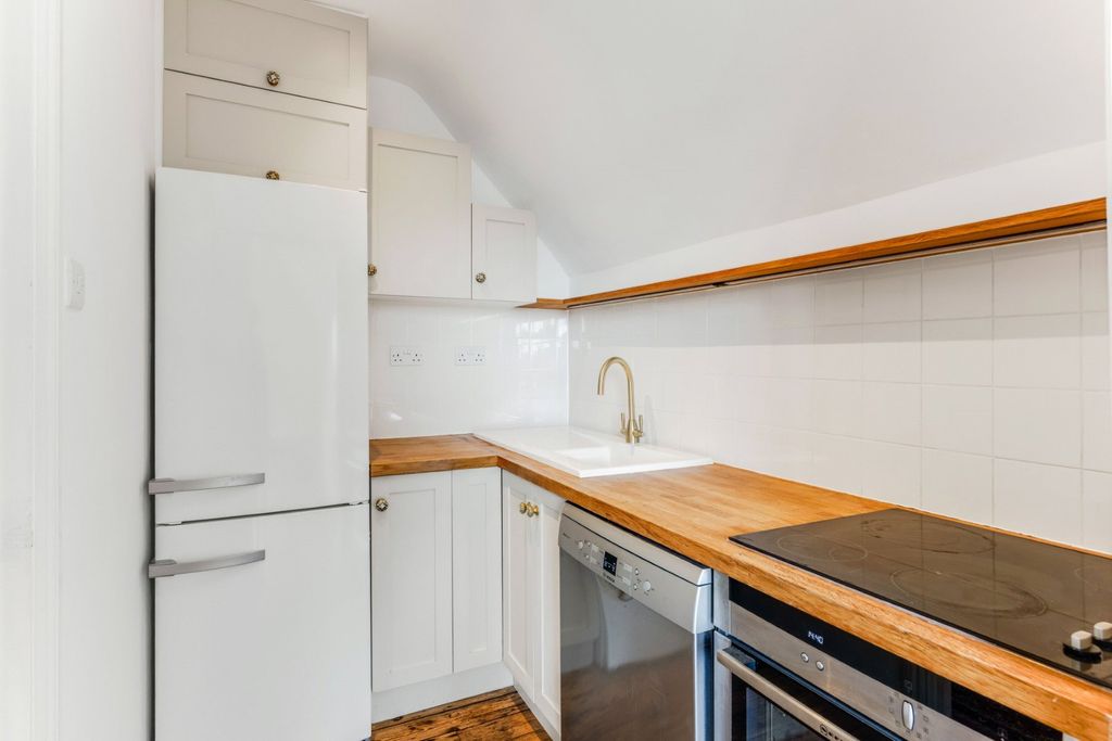 Property photo 2 of 13 Picture No. 04