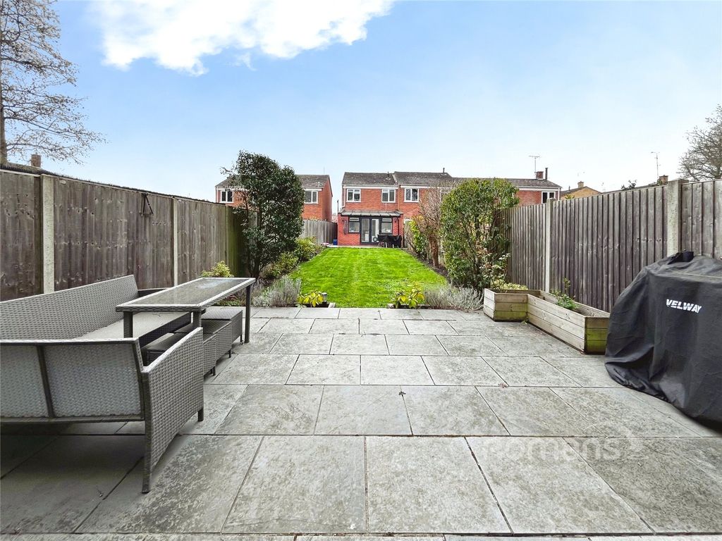 Property photo 3 of 28 Picture No. 25