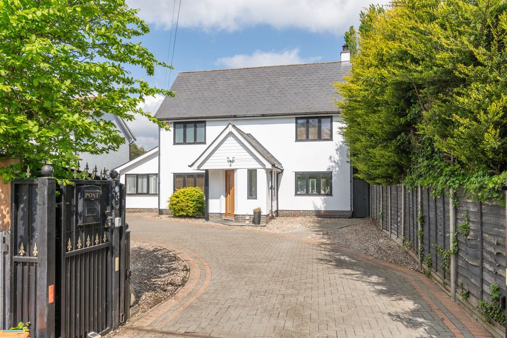 Property photo 2 of 23 Front