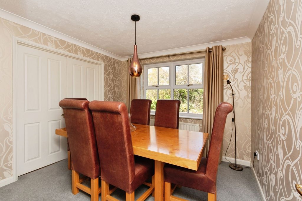 Property photo 3 of 20 Pbox-Img.Jpg