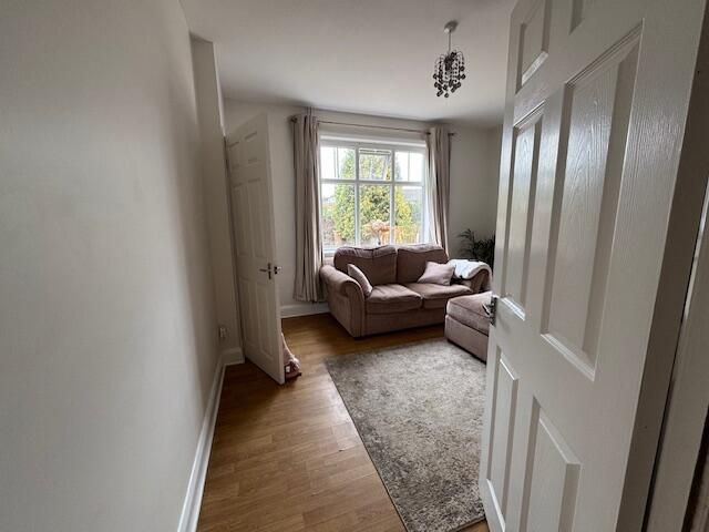 Property photo 1 of 12 Living Room