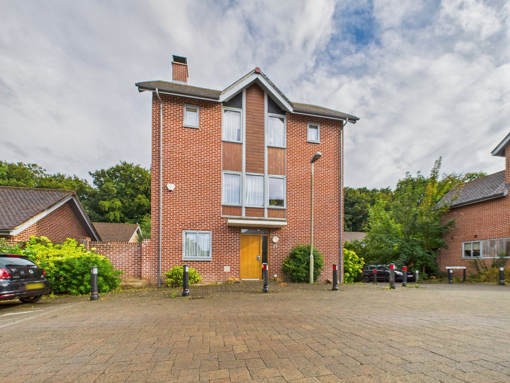 Property photo 1 of 33