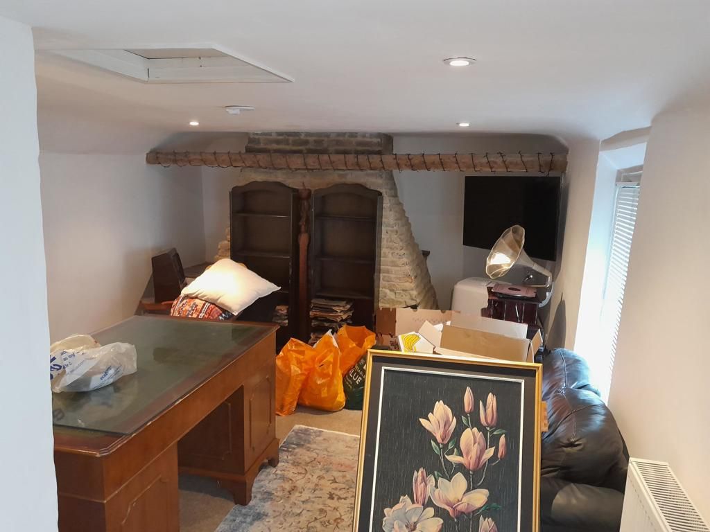 Property photo 3 of 10 Photo 2