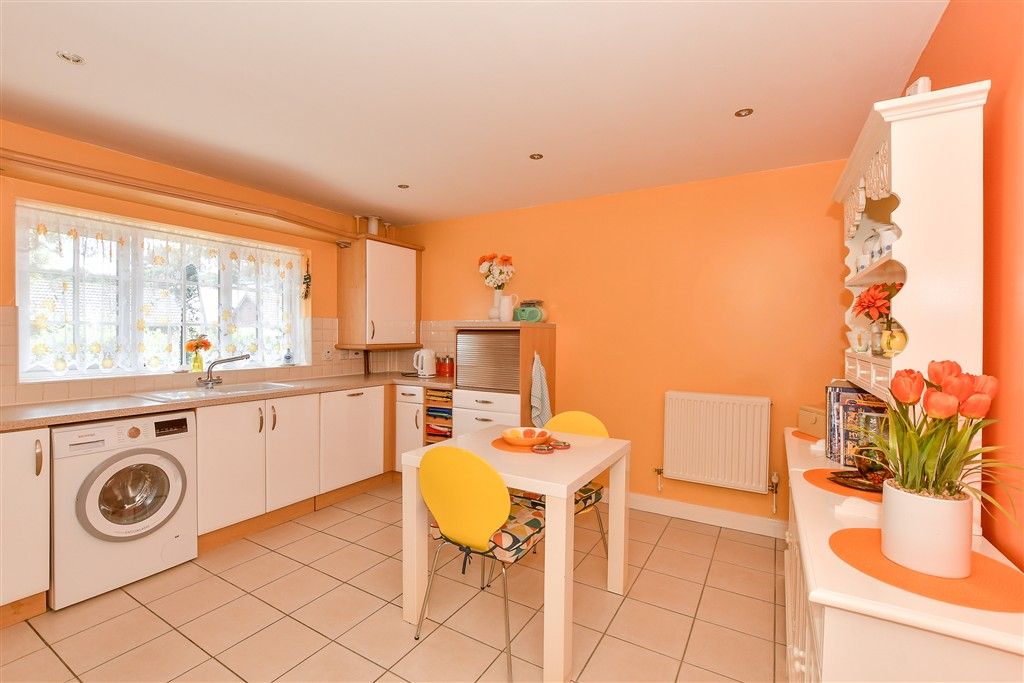 Property photo 2 of 9 Kitchen/Diner