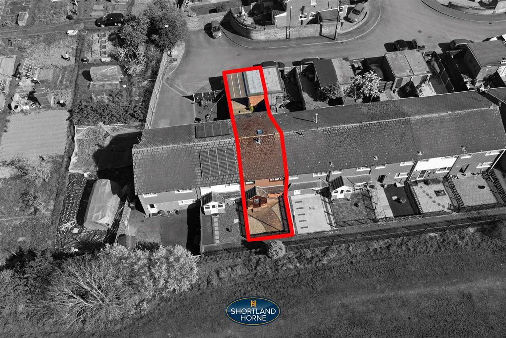 Property photo 2 of 33 Boundary