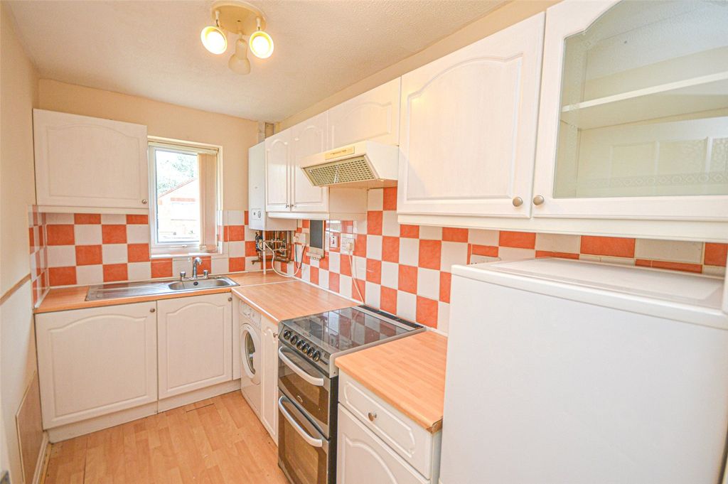 Property photo 3 of 8 Picture No. 04