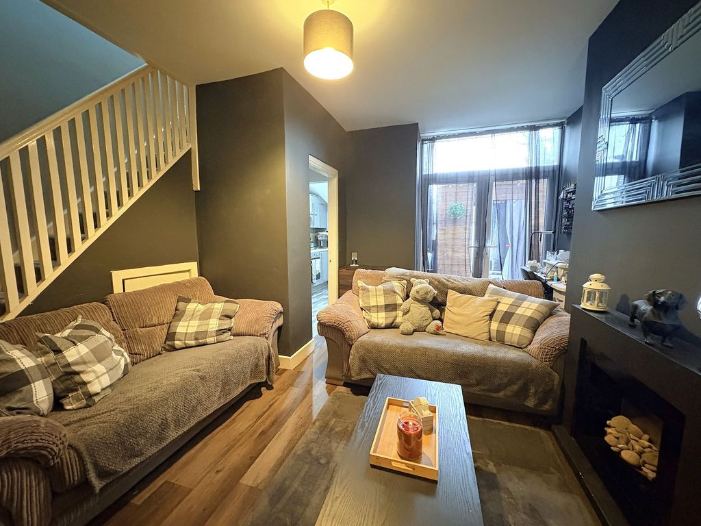 Property photo 3 of 18