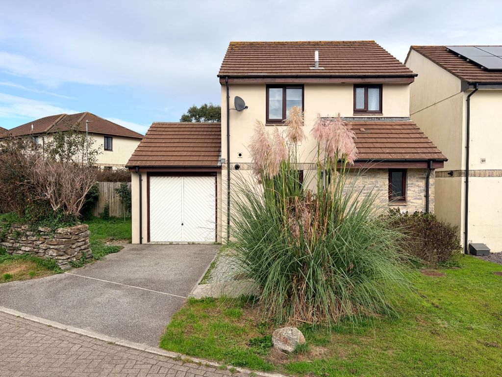 Property photo 1 of 17 5564863