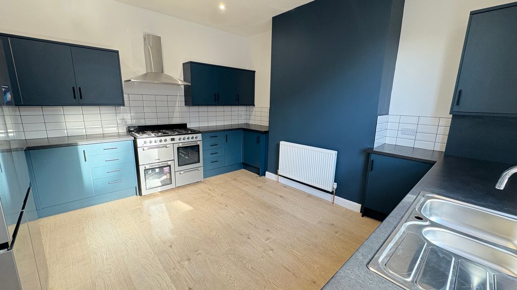 Property photo 1 of 12 Img_2863