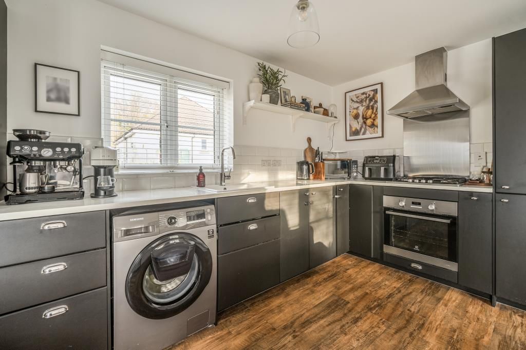Property photo 3 of 22 Kitchen
