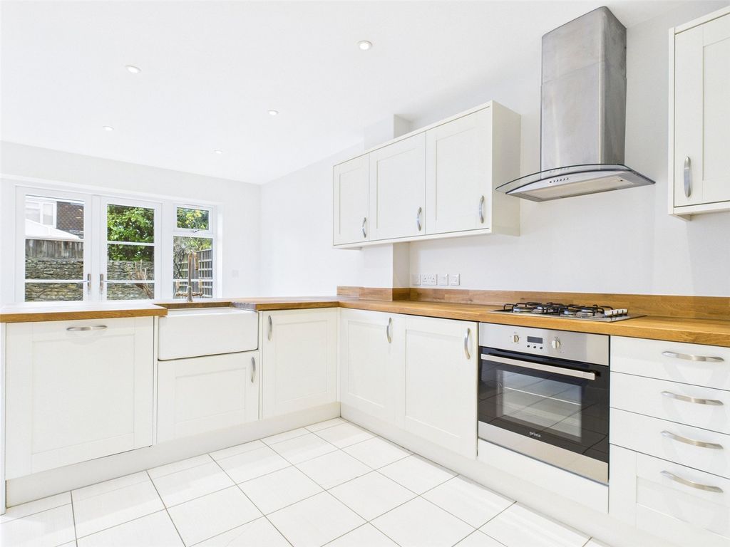 Property photo 3 of 24 Picture No. 20