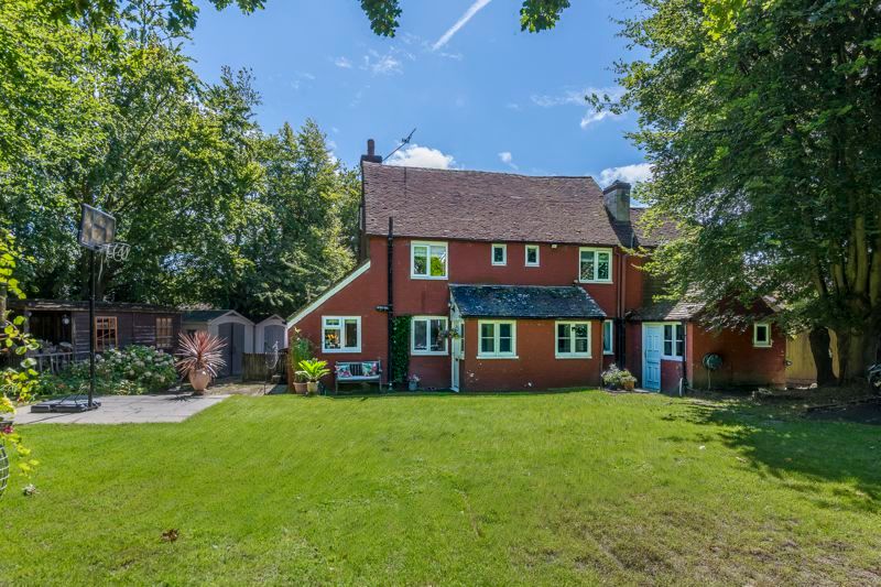 Property photo 1 of 24 Photo 25