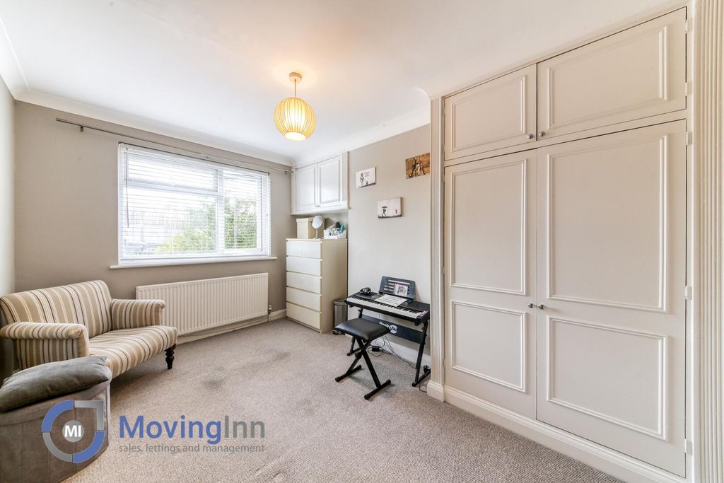 Property photo 3 of 27 Study