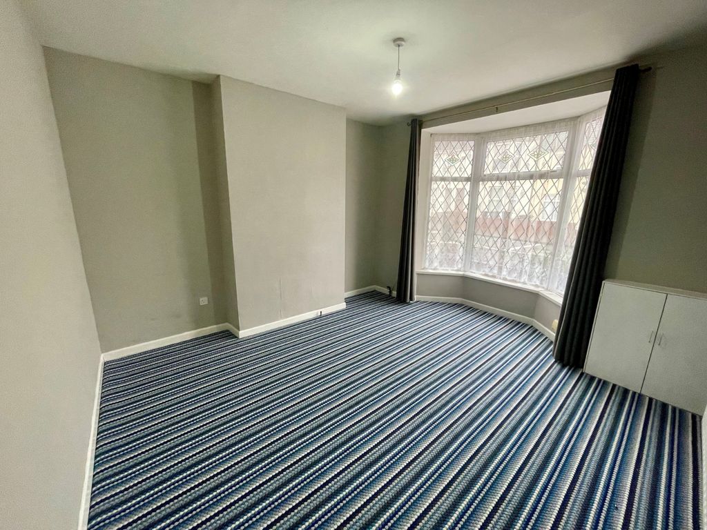 Property photo 3 of 13 Picture No. 11