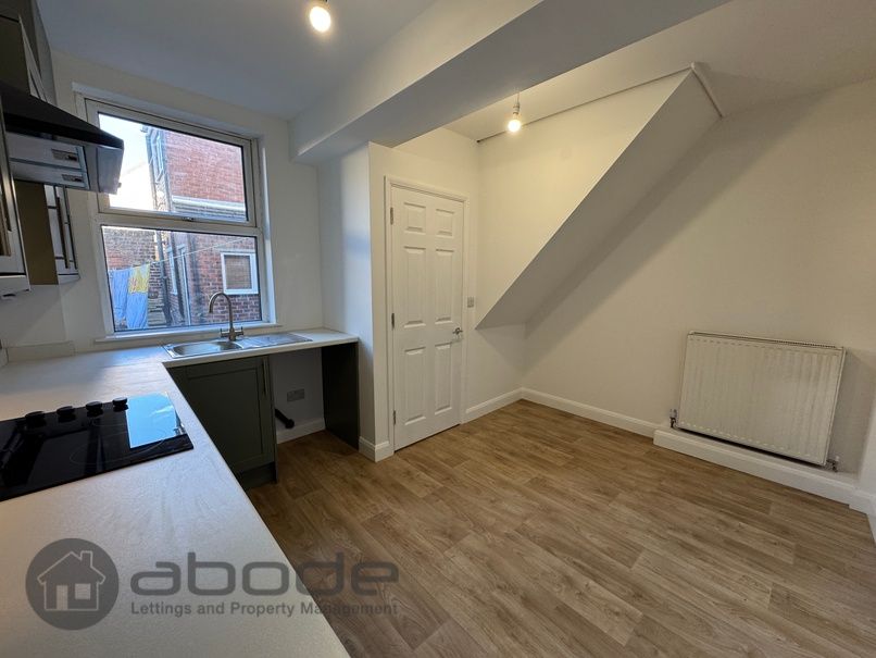 Property photo 3 of 23