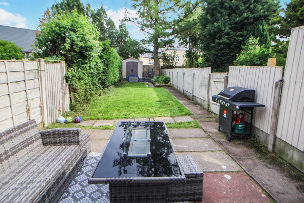 Property photo 2 of 11 Pbox-Img.Jpg