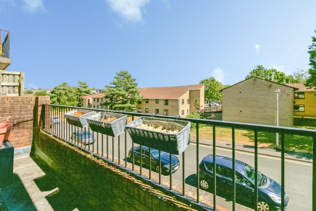 Property photo 2 of 13